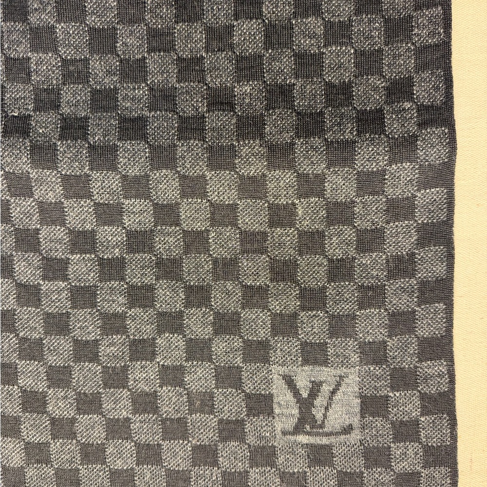 Louis Vuitton Scarf Neo Petit Damier M77988 Scarf Wool Black Men's [a Rank - Picture 4 of 7